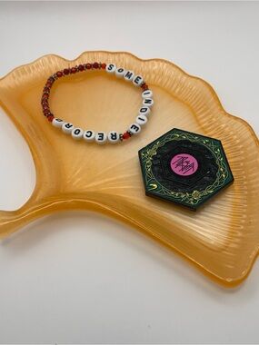 TLOASG inspired resin tray